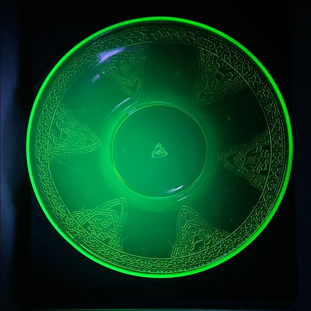 Vintage Federal Glass Company Bread Plate (4) Uranium Georgian Lovebird 5.5”